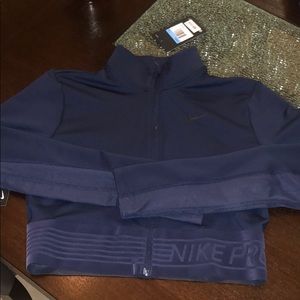 Women’s Nike Pro long sleeve cropped jacket